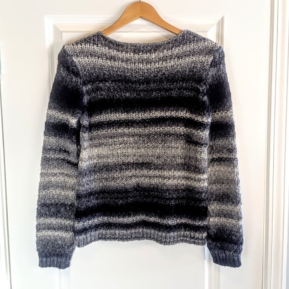 Elsamanda Grey Crochet Knit Italian Wool Sweater - Picture 3 of 6